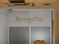 Accessorize Luzern - Indoorbeschriftung
